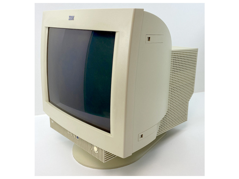 IBM G74 17'' CRT 4:3 - Image 2